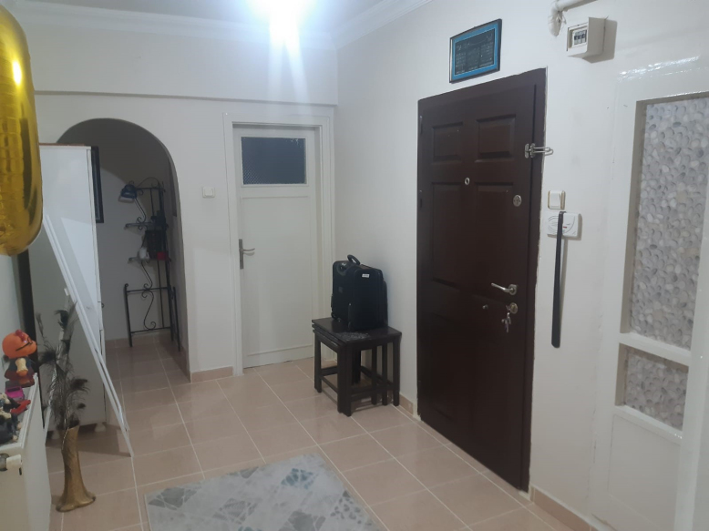 DEMETEVLER 2.CADDEDE 3.KAT ASANSÖRSÜZ DAİRE